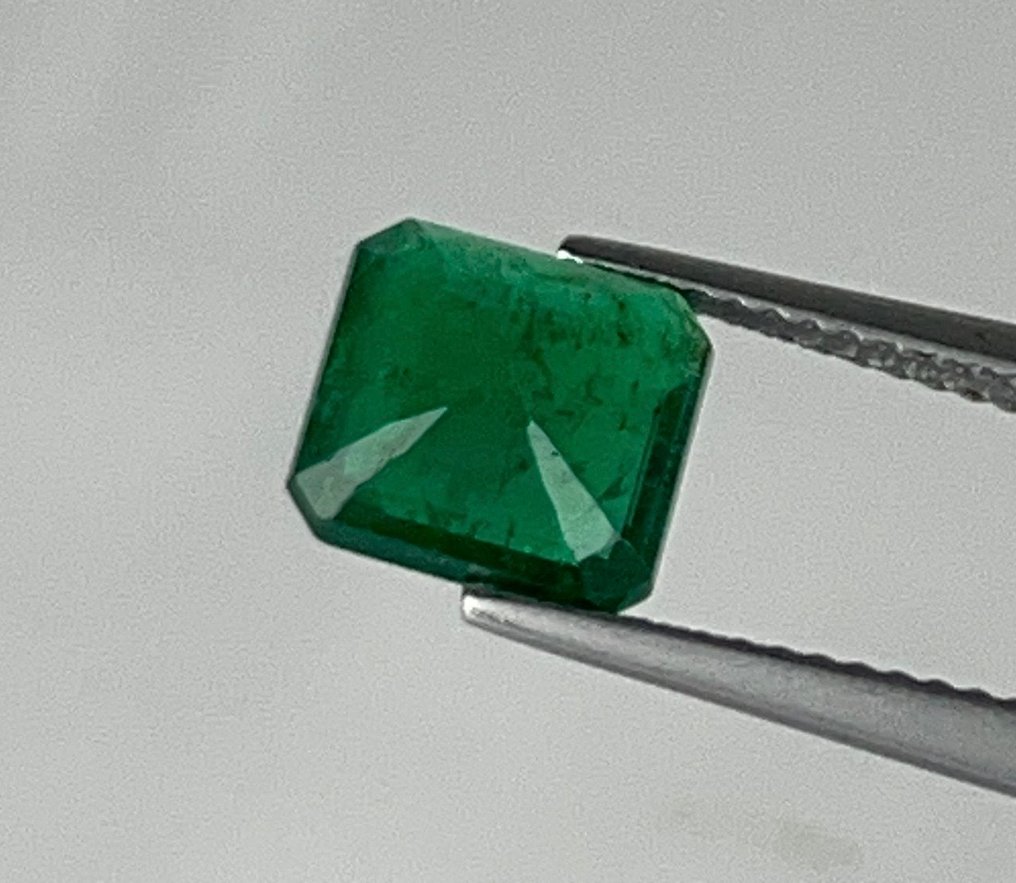 祖母绿  - 2.18 ct - 莲花宝石实验室 - 赞比亚 - 浓郁的绿色 #4.3