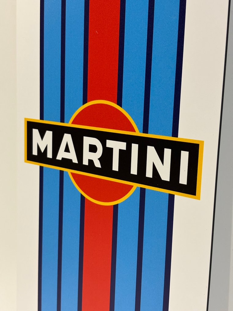 Rob VanMore - Skating by Martini Racing #2.1