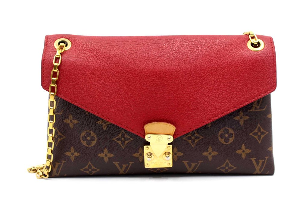 Louis Vuitton Louis Vuitton Saint Blacicle Monogram Crossbody bag auction online Catawiki