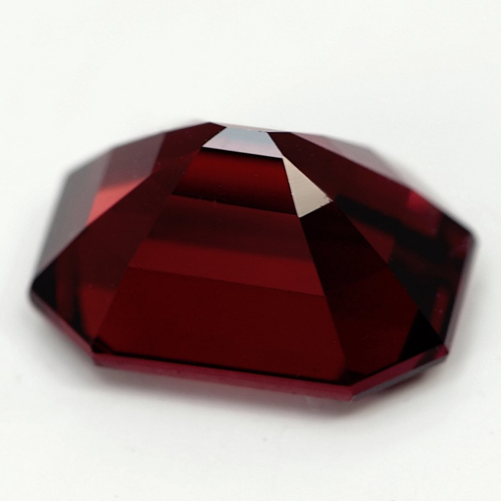 Spinello  - 2.03 ct - Lotus Gemology #4.3