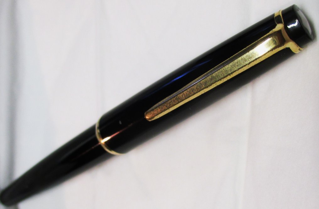 Montblanc 32 fountain pen outlet