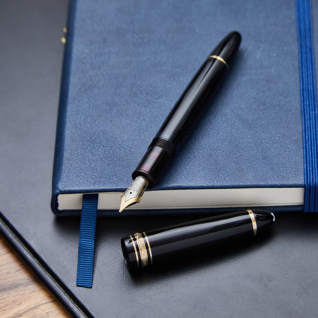 Montblanc N 146 Le Grande 585 Gold Nib M Meisterstuck Polished in New Conditions Gift Set Fountain pen auction online Catawiki