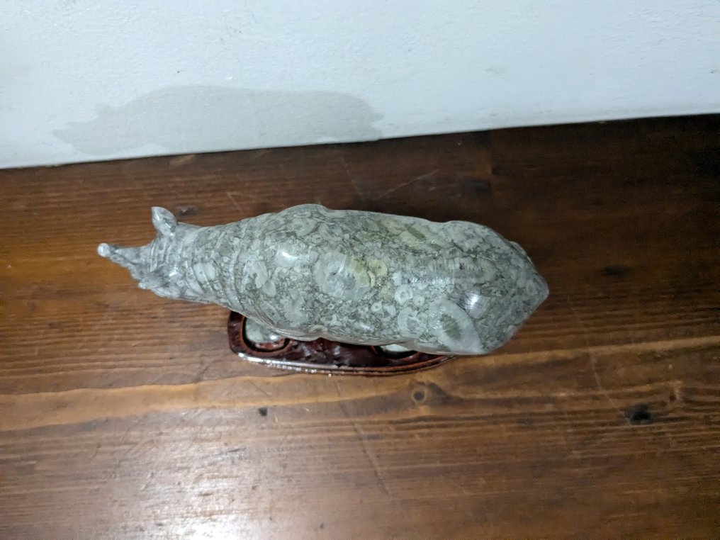 Quarzo Rinoceronte - Altezza: 8.5 cm - Larghezza: 15.5 cm- 0.5 kg #3.2