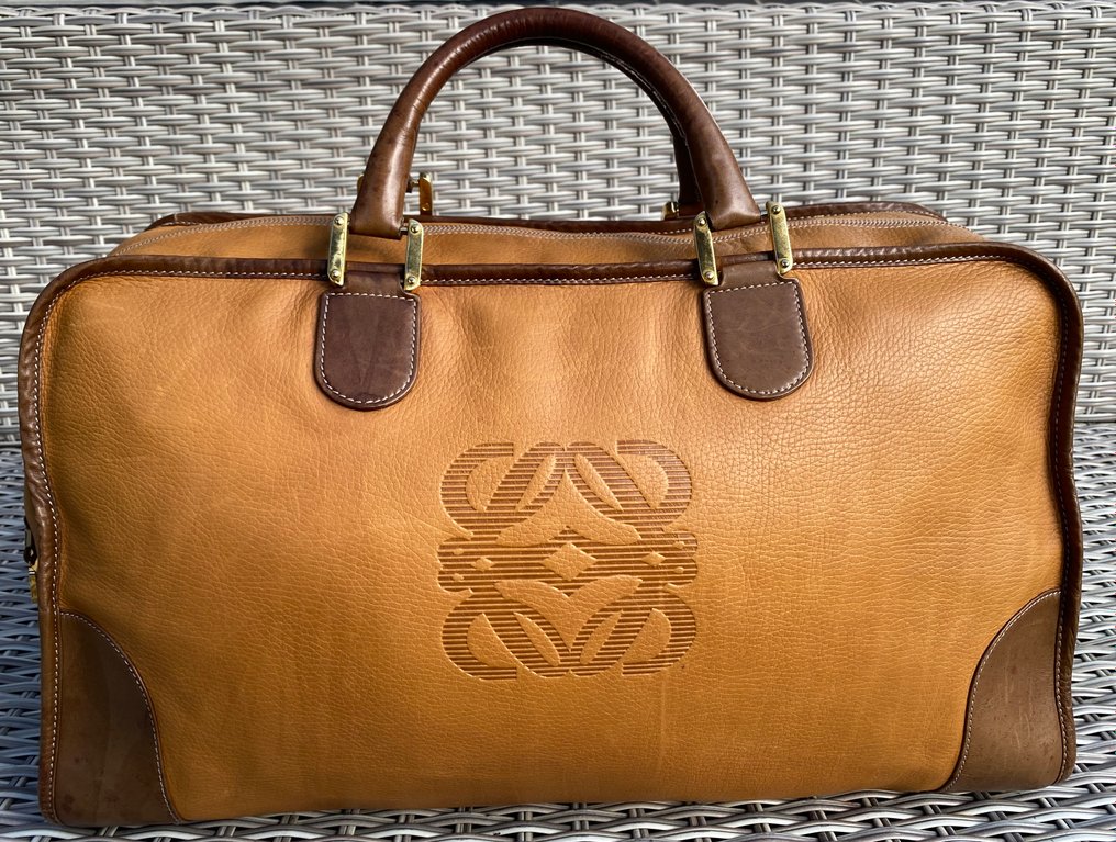 Loewe Boston Bag Travel bag auction online Catawiki