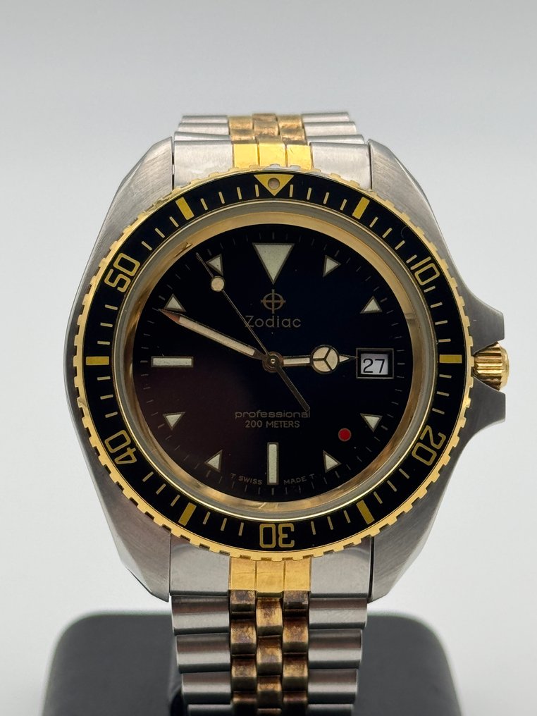 Zodiac red dot diver professional 200m 126.22.06 Unisex 2000 2010 auction online Catawiki