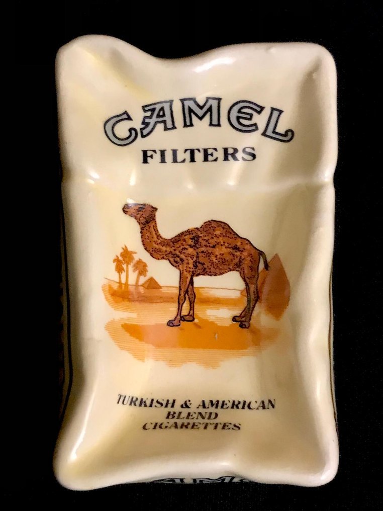 Camel - 没有保留价 - 烟灰缸 - An interesting, vintage , Circa 1970’s , original genuine from R.J.REYNOLDS. CAMEL , American - 珐琅陶瓷 #2.1