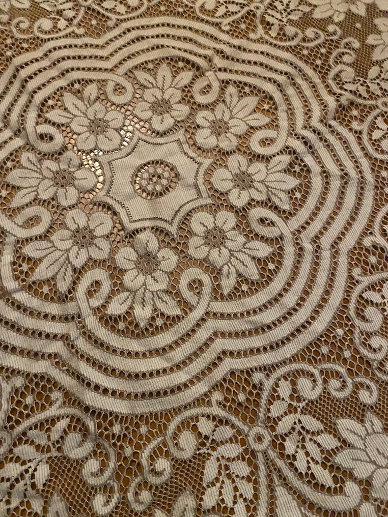 Tablecloth  - 130 cm - 130 cm - Table cover #3.2
