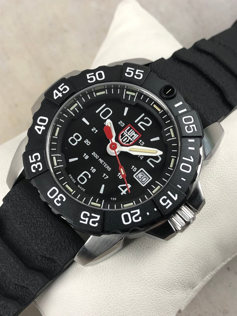 Luminox Navy Seal Steel XS.3251.CB Men 2011 present auction online Catawiki