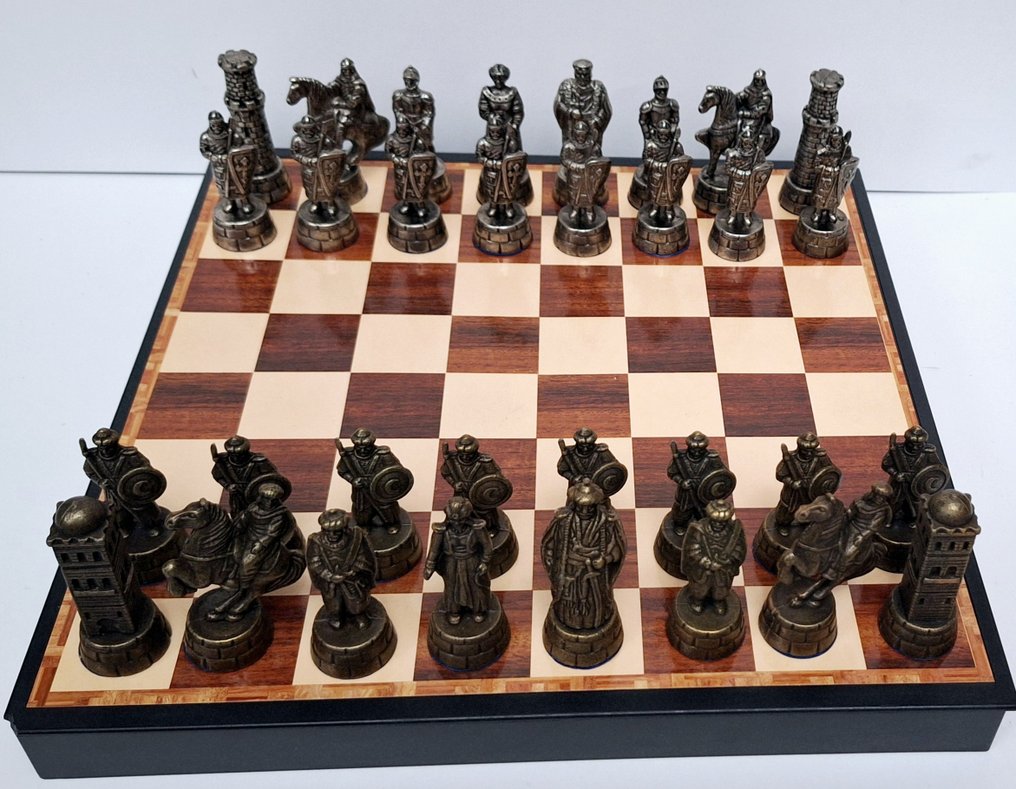 Set di scacchi - "Reconquista" Cristianos Y Musulmanes - Metallo #1.0