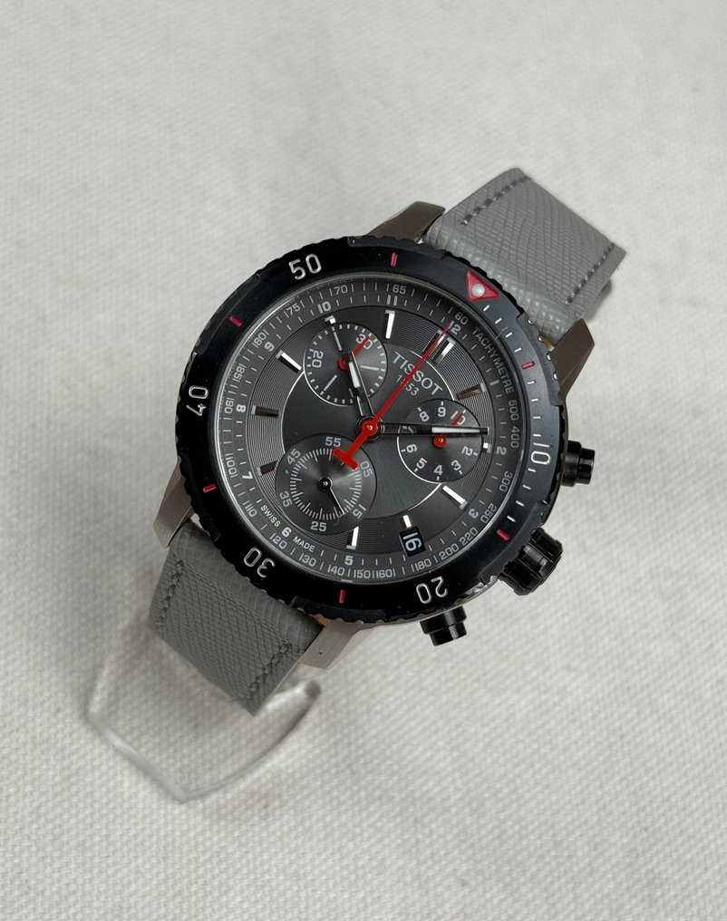 T0674172605100 top