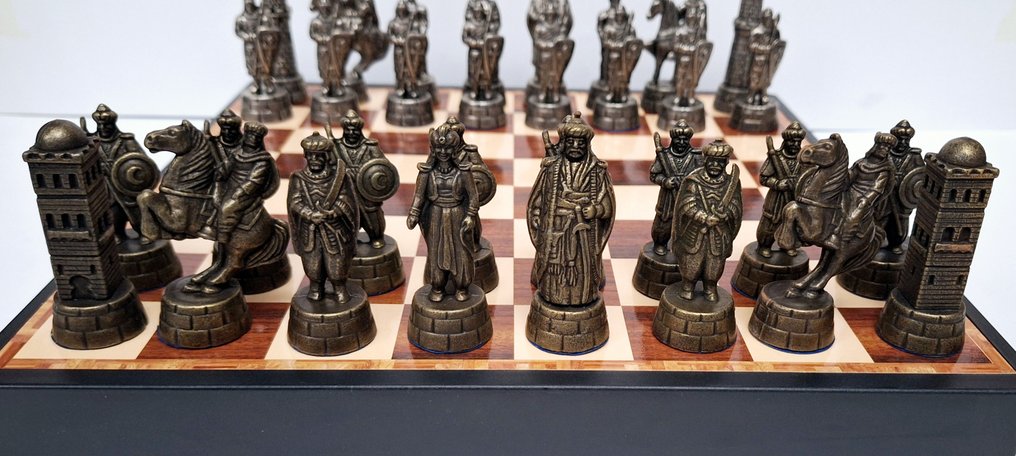 Set di scacchi - "Reconquista" Cristianos Y Musulmanes - Metallo #2.1