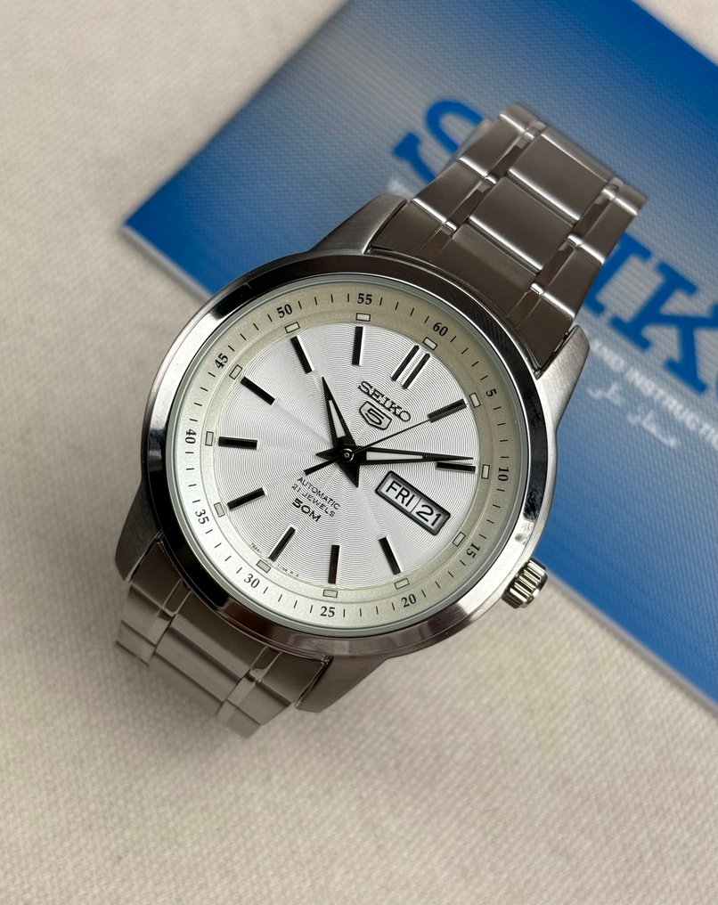 Snkm83k1 seiko cheap