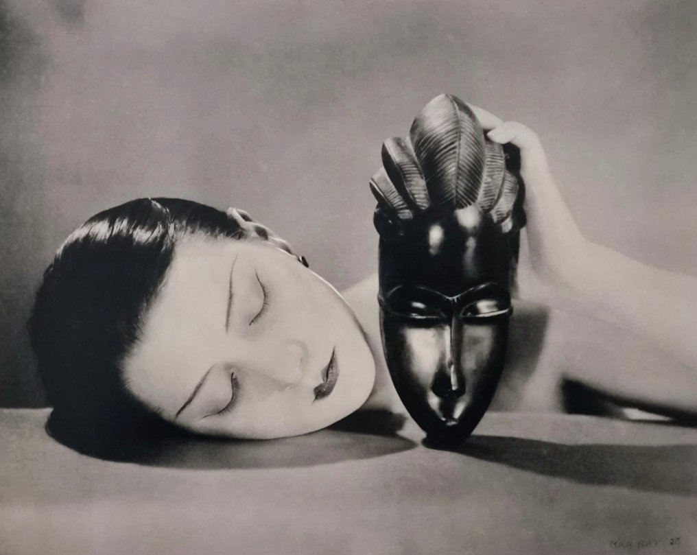 Man Ray (Emmanuel Radnitzky) - Noire et Blanche, 1926 #1.0