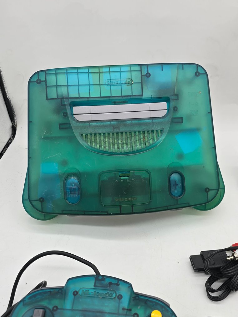 Nintendo - Nintendo 64 - N64 - Funtastic - Ice Blue Console - Mario Kart 64 Pak- Limited Edition - Video game console + games #1.0