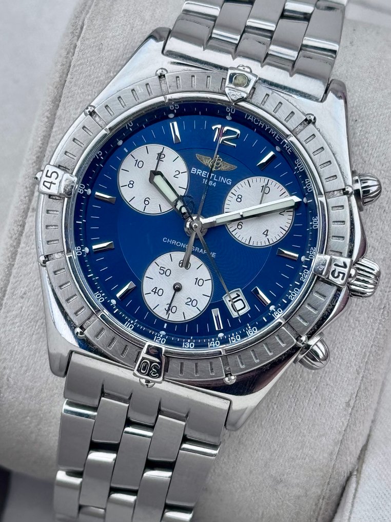 Breitling a53011 hot sale