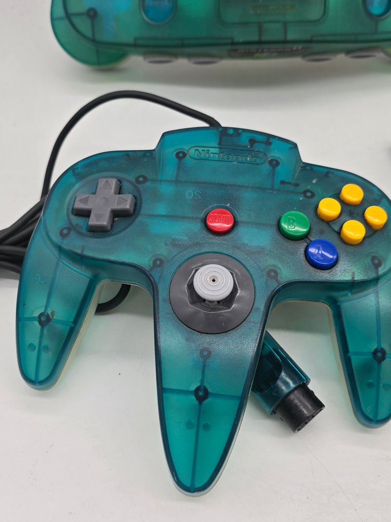 Nintendo - Nintendo 64 - N64 - Funtastic - Ice Blue Console - Mario Kart 64 Pak- Limited Edition - Video game console + games #2.1