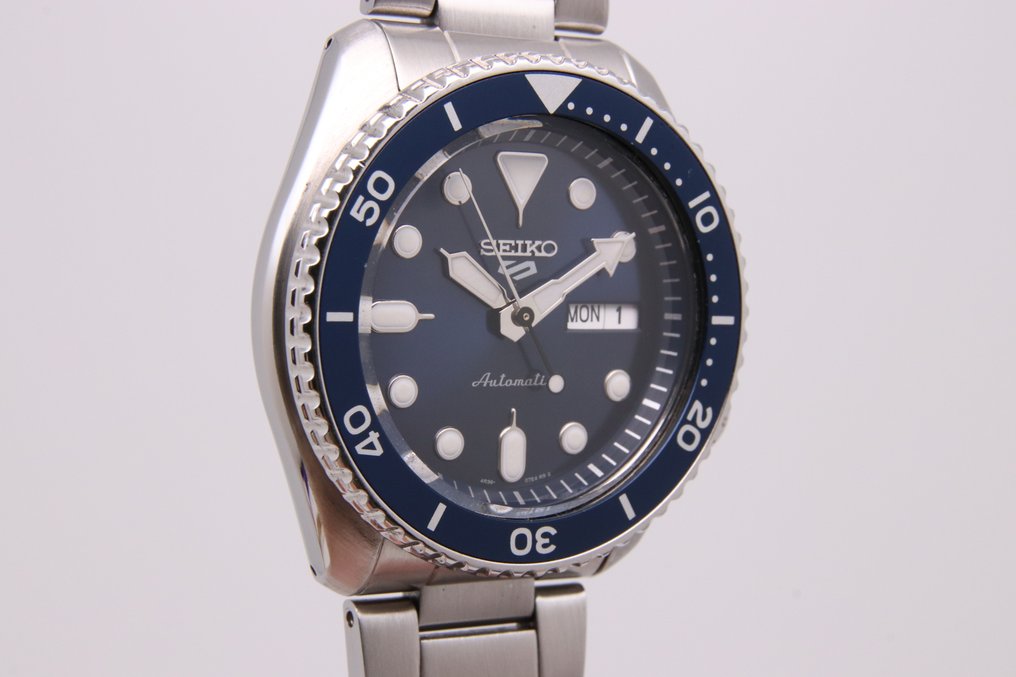 Seiko Seiko 5 No Reserve Price SRPD51K1 4R36 07G0 Men 2011 present auction online Catawiki