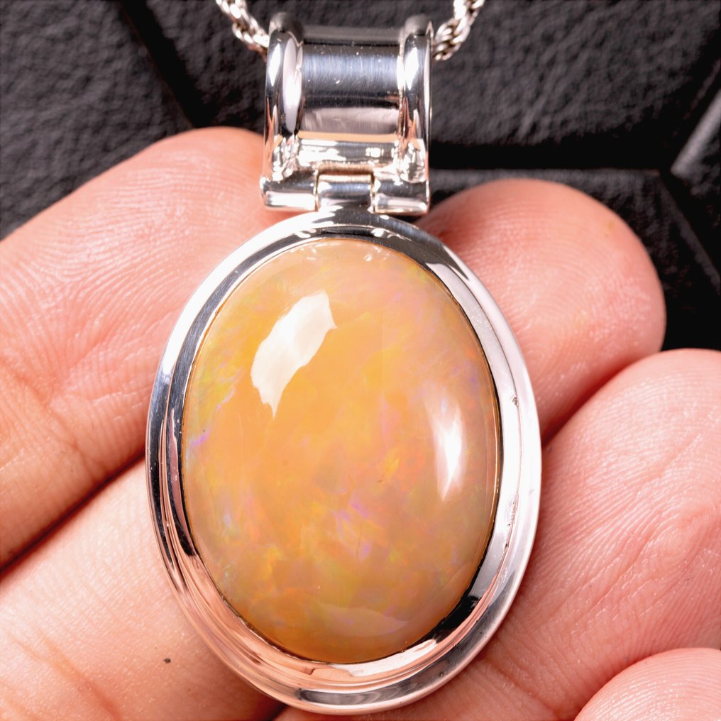 Superb larger Welo opal gem, 120 carats. Ring with Welo Opal Gemstone - Modern Design in Silver. - Height: 49 mm - Width: 27 mm- 24 g #1.0