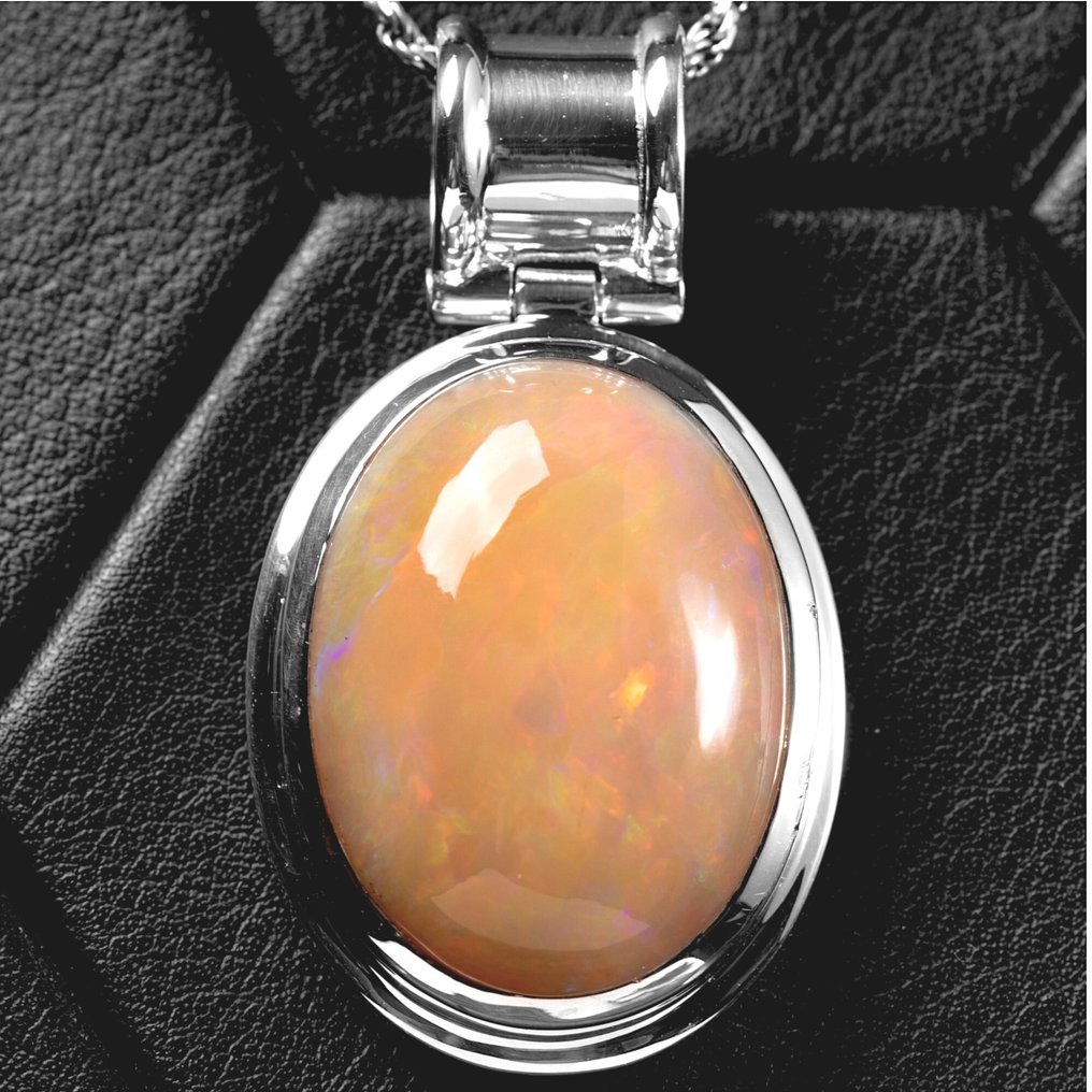 Superb larger Welo opal gem, 120 carats. Ring with Welo Opal Gemstone - Modern Design in Silver. - Height: 49 mm - Width: 27 mm- 24 g #3.2