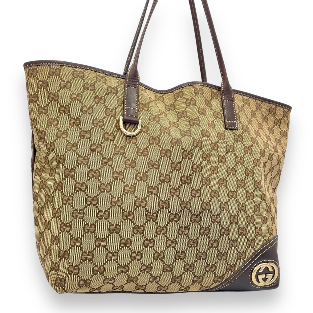 Gucci shelly tote new arrivals