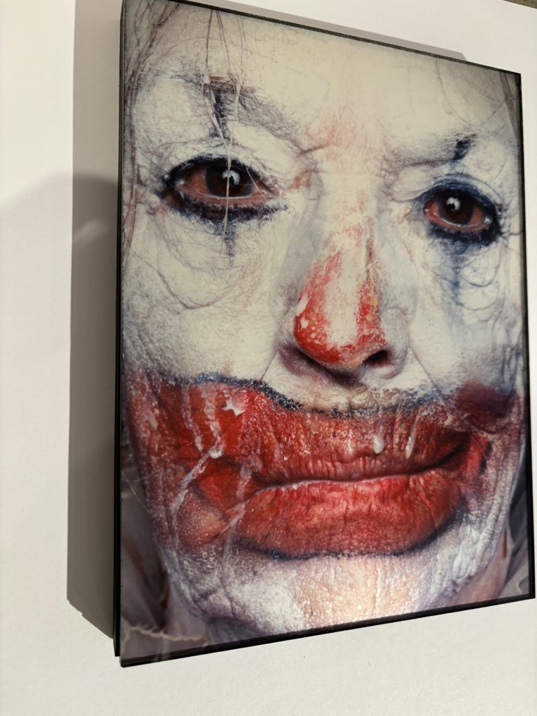 Erwin Olaf (1959) - Paradise Portraits - Mieke #3.2