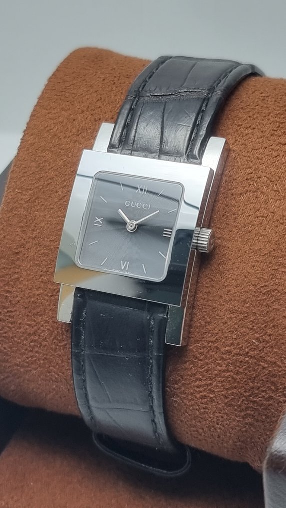Gucci No Reserve Price 7900L 1 Women 1980 1989 auction online Catawiki