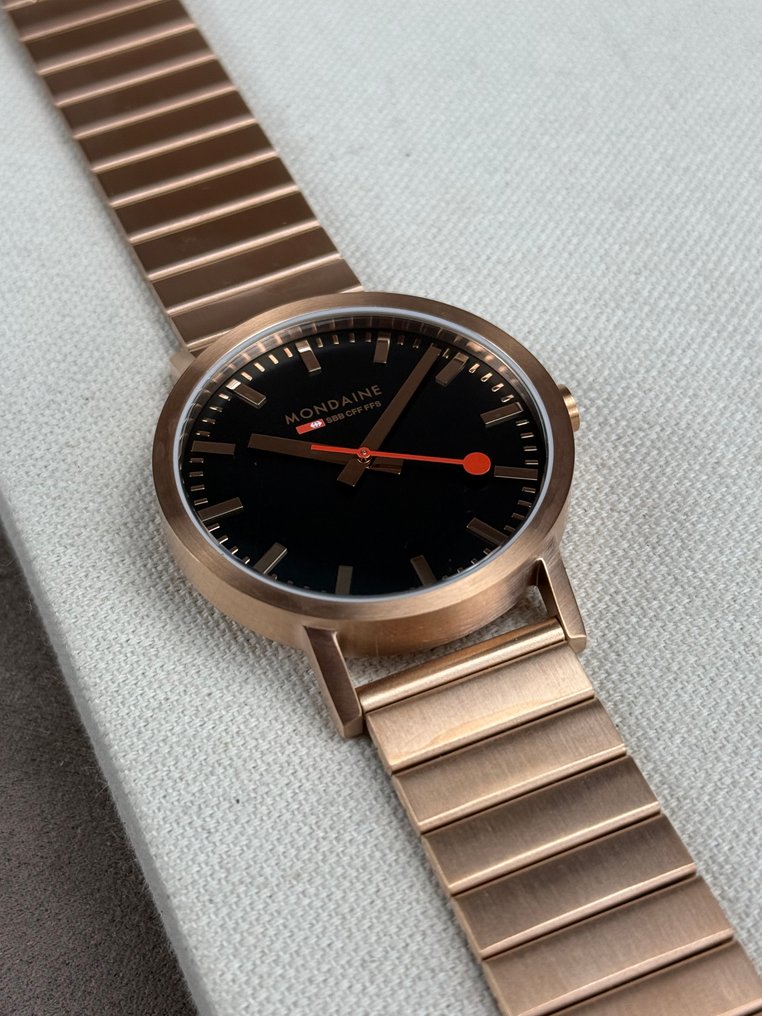 Mondaine - Classic Rosé - No Reserve Price - A660.30360.16SBR - Men - 2020+  #4.3