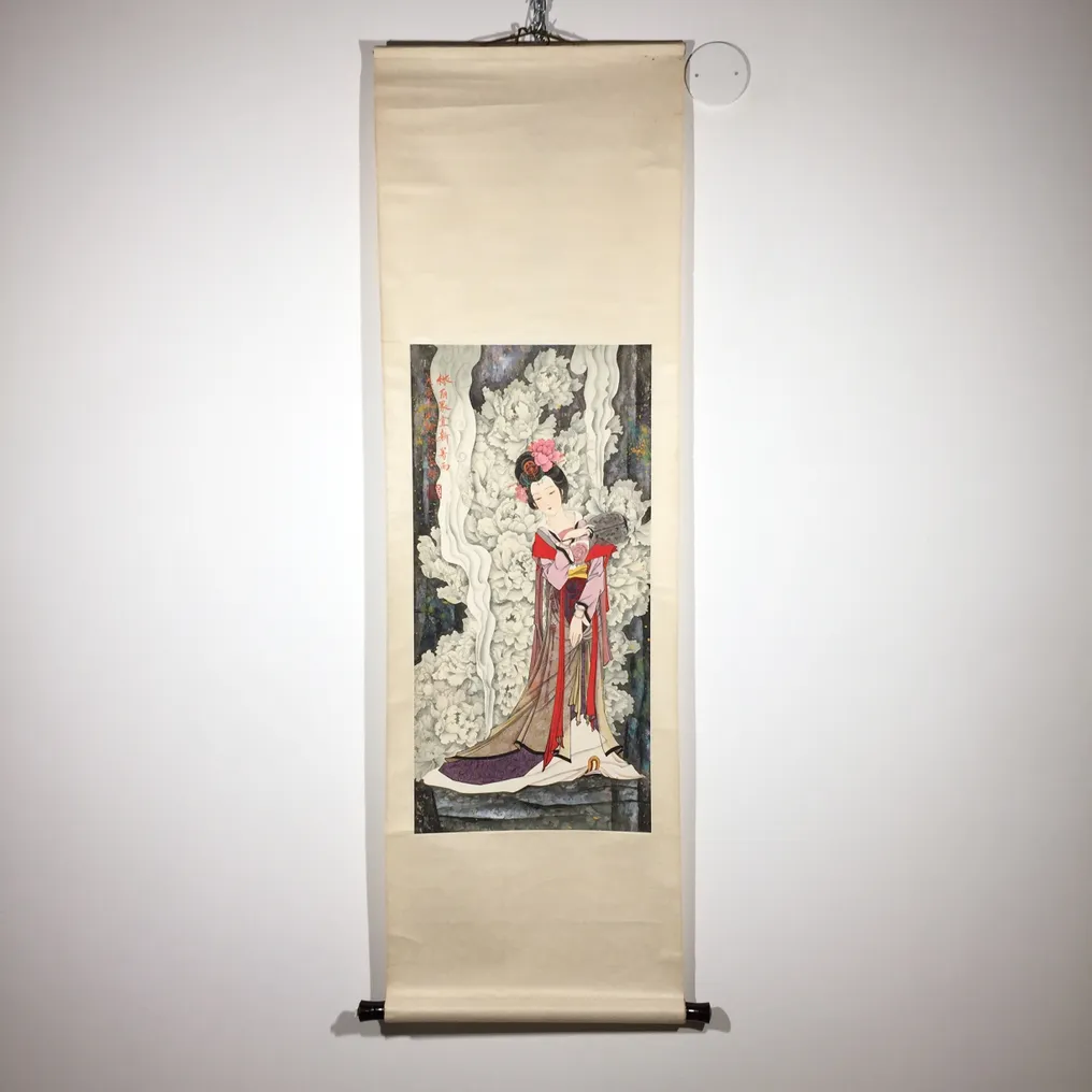 Chinese Scroll Paintng - Ban Jieyu (班婕妤) with Autumn Fan #2.1