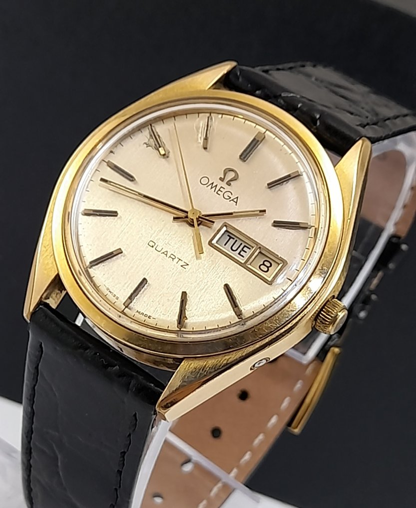 Omega 1342 movement top