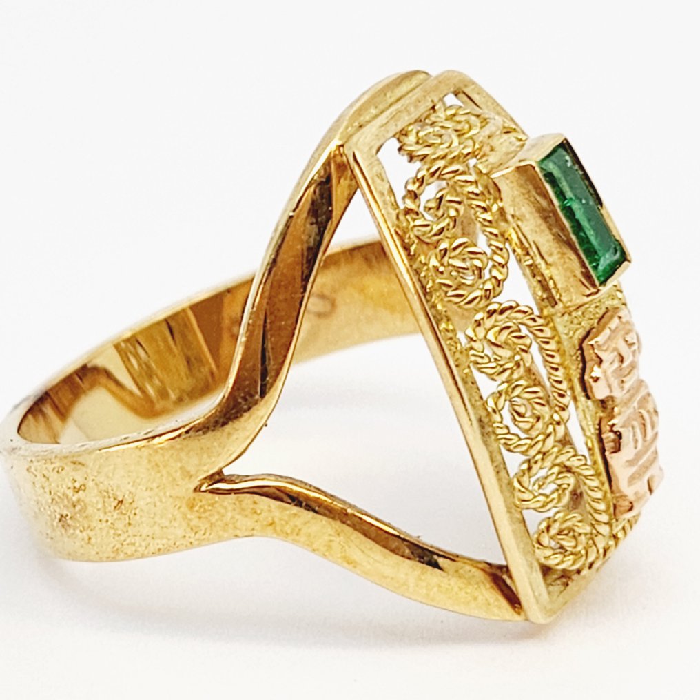 Ring - 18 kraat Gulguld - 0.40ct. tw. Smaragd #1.0