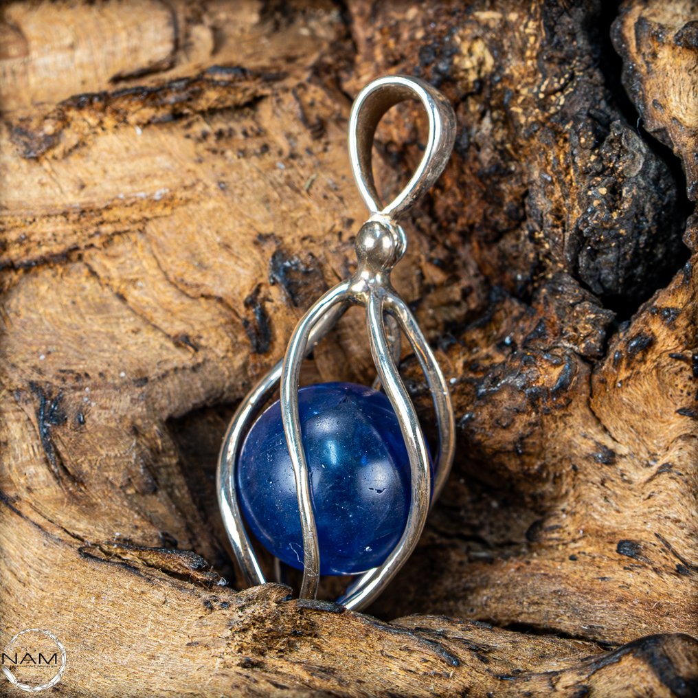 天然一流深蓝色坦桑石水晶吊坠 20.4克拉 - 925银- 4.08 g #4.3