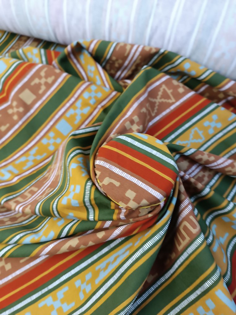 Textile - 400 cm - 160 cm - Hand-printed cotton #1.0