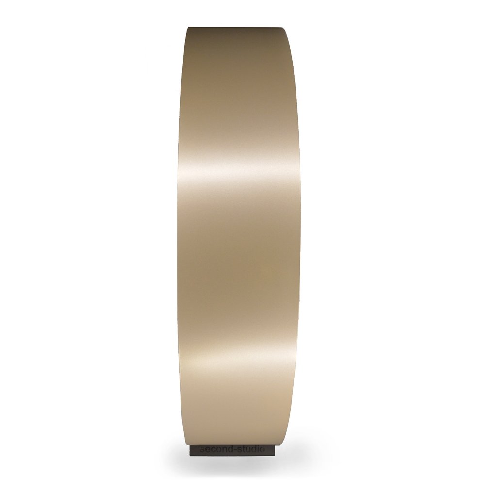 Second-Studio - Ignazio Iacono - 落地灯 - 米兰萨洛内卫星展，2024年 - 铝 - 灯塔MAXI #4.3