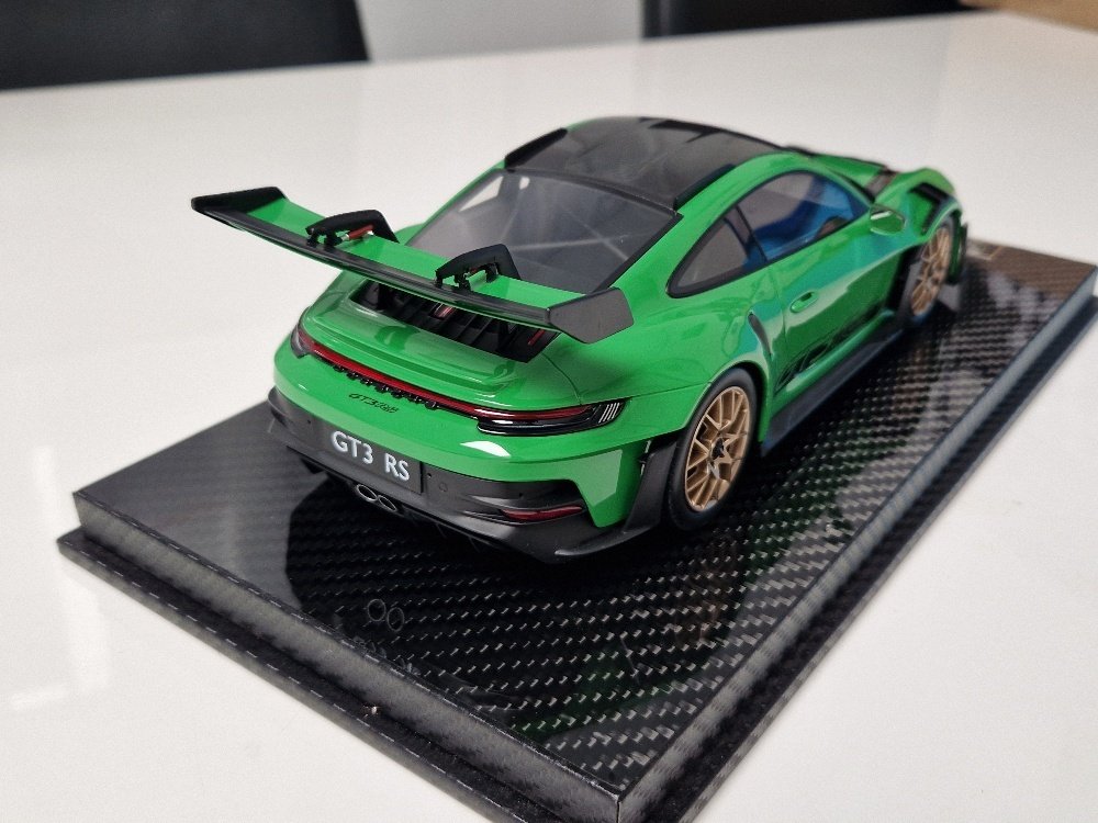 Radscale 1:18 - Modelauto - Porsche 911 - 992 GT3 RS - Limited edition of only 46 pcs. #2.1