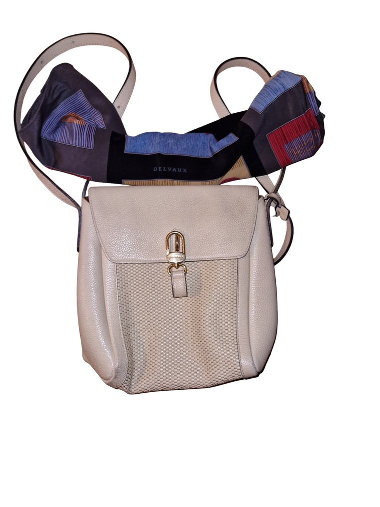 Delvaux Rubis Shoulder bag auction online Catawiki