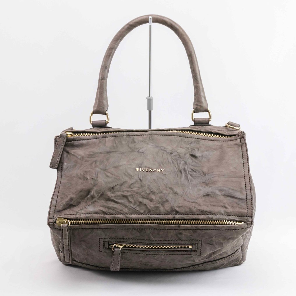 Givenchy pandora grey 2025