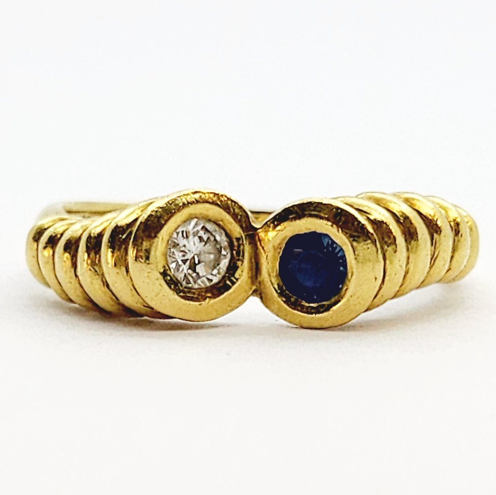 Ring - 18 karaat Geel goud -  0.15ct. tw. Diamant (Natuurlijk)  - Saffier #1.0