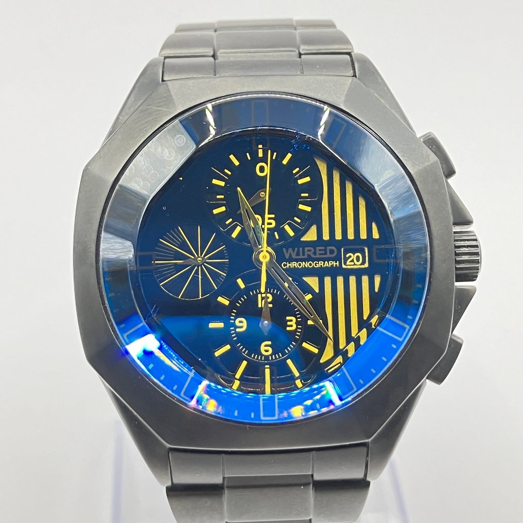 Wired chronograph top
