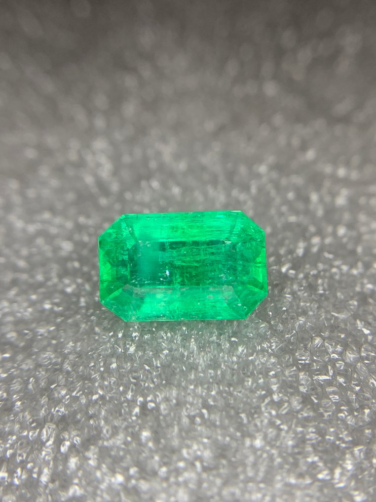 1 pcs Πράσινο Σμαράγδι - 5.31 ct - Lotus Gemology - Σμαράγδι του Αφγανιστάν #1.0
