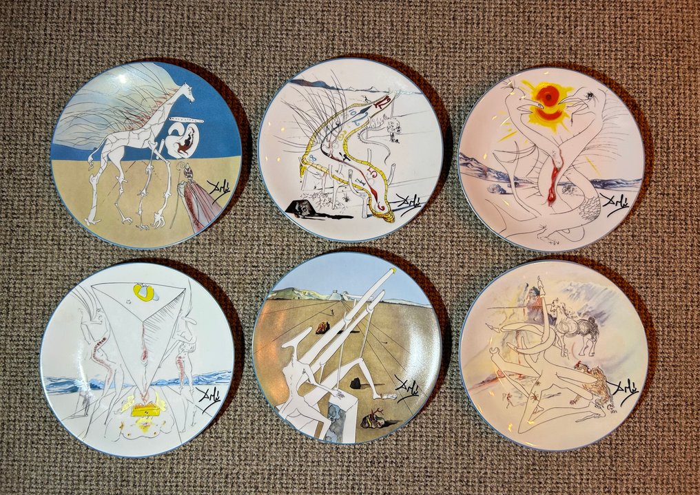 Limoges - Salvador Dalí (after) - Plate (6) - Porcelain - The Conquest of the Cosmos #1.0