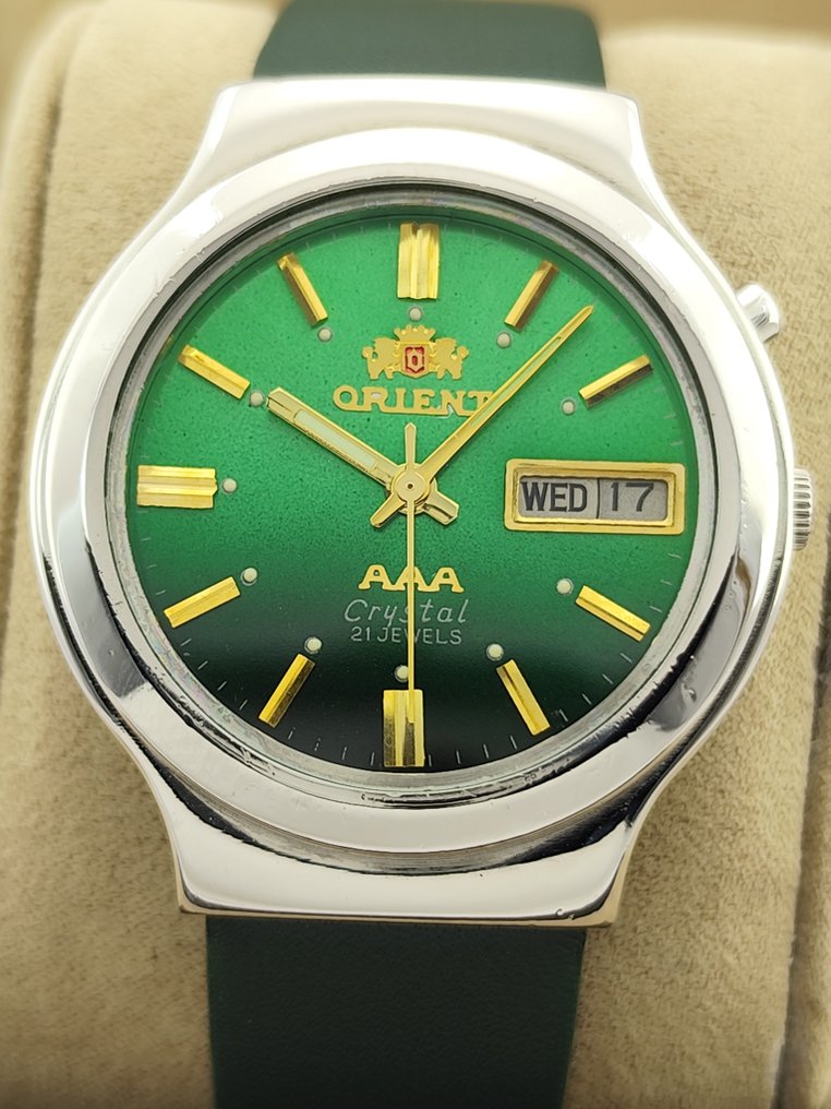 Orient AAA Crystal Green Dial Automatic No Reserve Price Men 1970 1979 auction online Catawiki