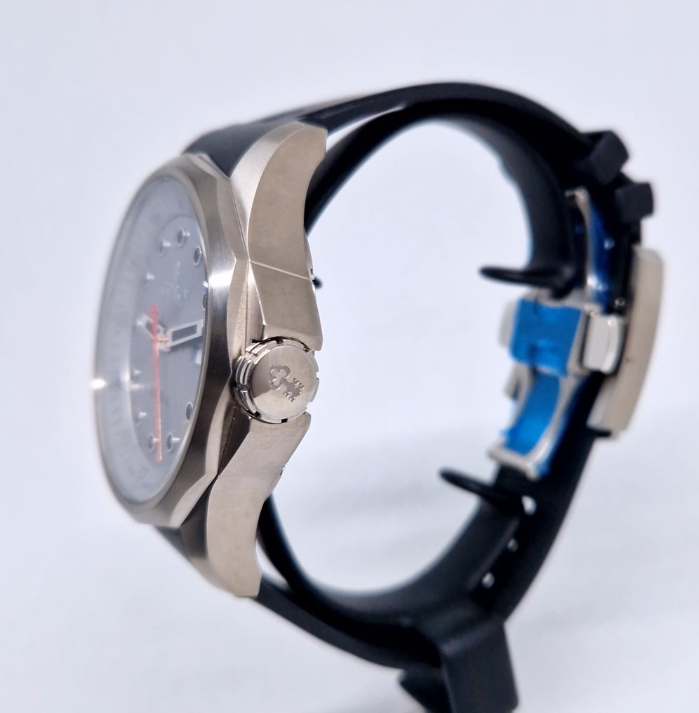 Corum - Admiral - 411.100.04 - Men - 2010-2020  #4.3