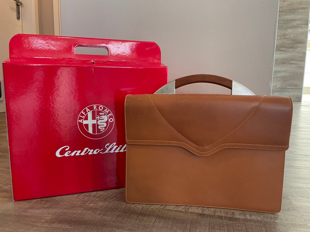 Suitcase Alfa Romeo Briefcase Aktentasche Centro Stile 1998 auction online Catawiki