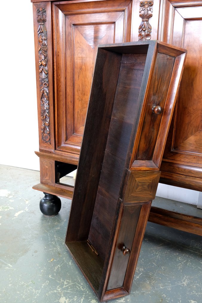 Cupboard - Walnut wood and oak wood #4.3