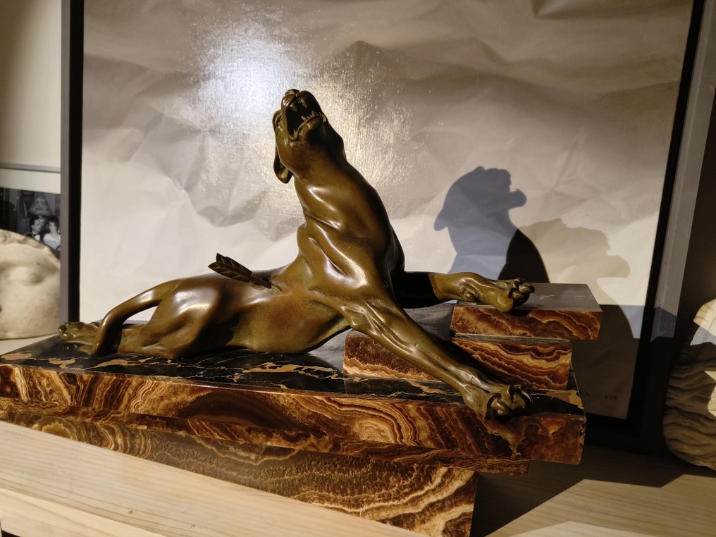 Charles Valton - Γλυπτό, Leona herida - 37 cm - Πατιναρισμένος μπρούτζος #1.0