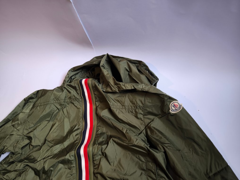 Moncler No reserve price 12Years Jacket New with tags auction online Catawiki