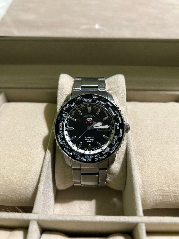 Seiko Seiko 5 World Time No Reserve Price SRP127K Unisex 2010 2020 auction online Catawiki
