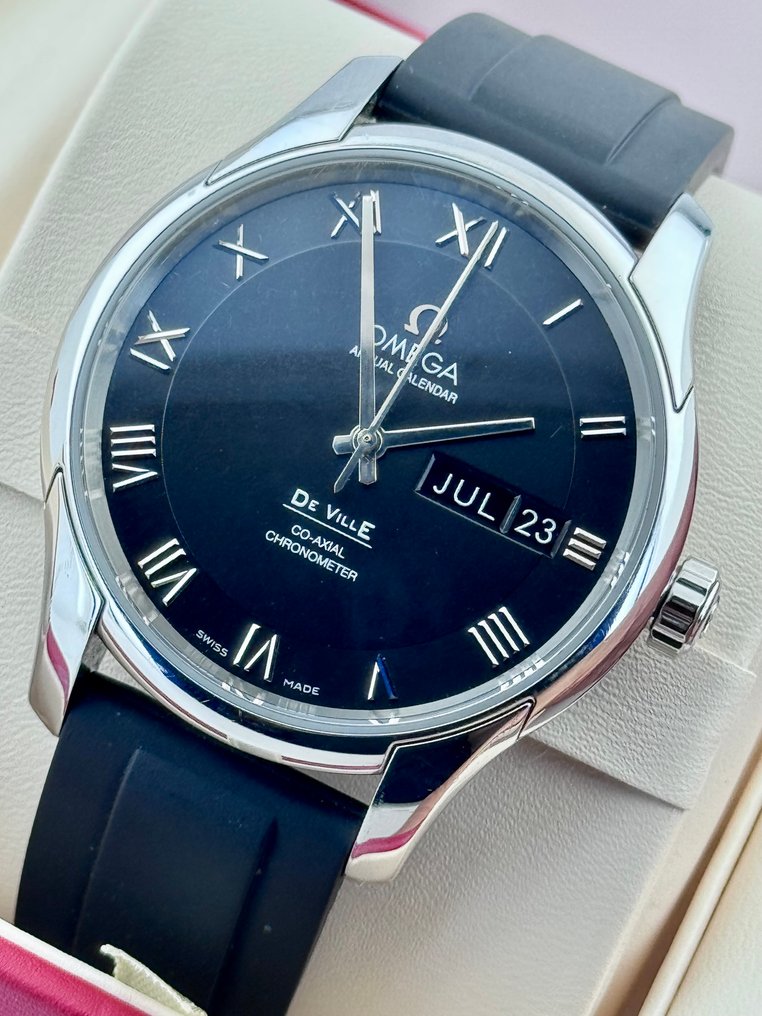 Omega De Ville Co Axial Annual Calendar 41 MM 431 10 41 22 01 001