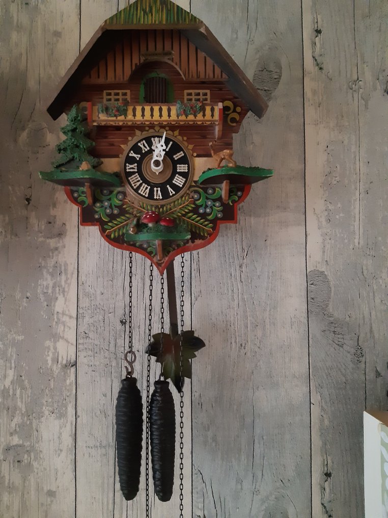 Orologio a cucu meccanico usato discount