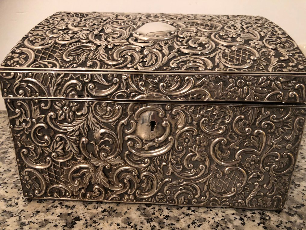 Henry Matthews - 棺材 - 銀 #3.2